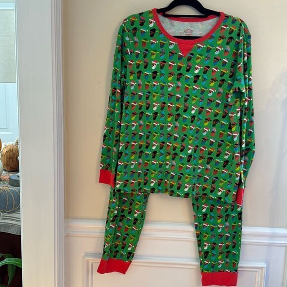 Women’s Plus Size Holiday PJ’s - Picture 2 of 9